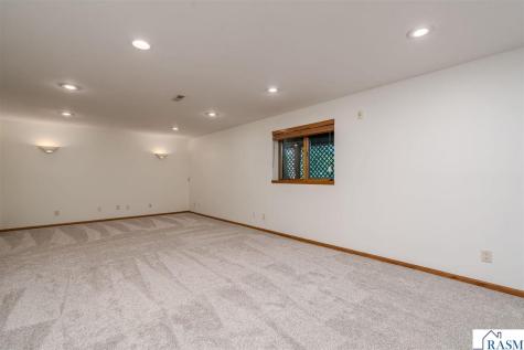 2295 Northridge Drive North Mankato MN 56003