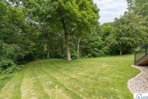 2295 Northridge Drive North Mankato MN 56003