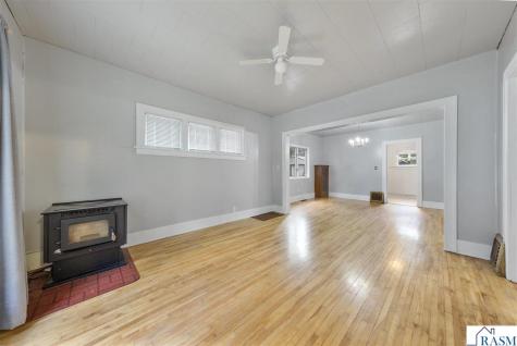251 N Lincoln Street Lake Crystal MN 56055