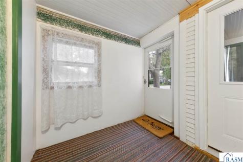 251 N Lincoln Street Lake Crystal MN 56055