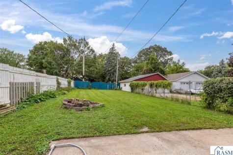 251 N Lincoln Street Lake Crystal MN 56055