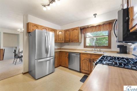 58357 Birch Bluff Lane North Mankato MN 56003