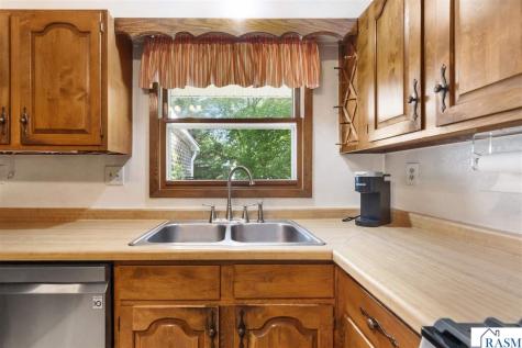 58357 Birch Bluff Lane North Mankato MN 56003