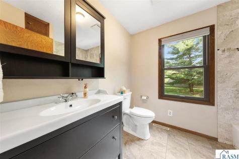 58357 Birch Bluff Lane North Mankato MN 56003