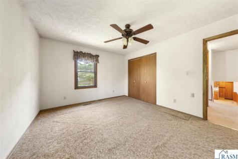 58357 Birch Bluff Lane North Mankato MN 56003