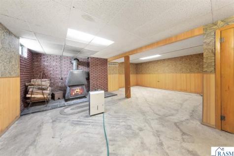 58357 Birch Bluff Lane North Mankato MN 56003