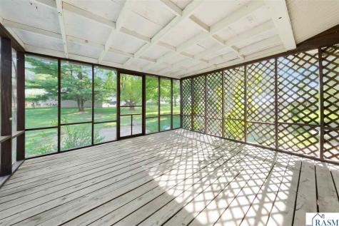 58357 Birch Bluff Lane North Mankato MN 56003