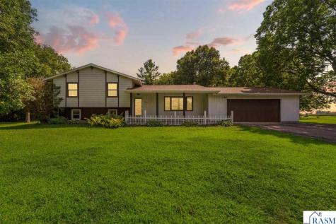 58357 Birch Bluff Lane North Mankato MN 56003