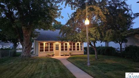 1107 N Broadway Street New Ulm MN 56073