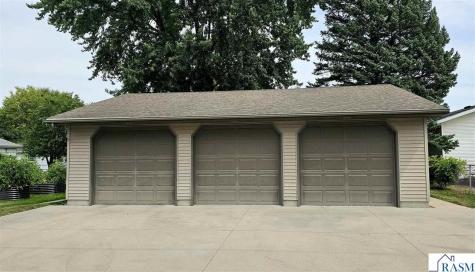 1107 N Broadway Street New Ulm MN 56073