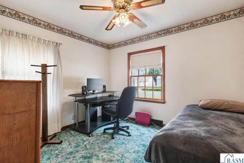 1107 N Broadway Street New Ulm MN 56073