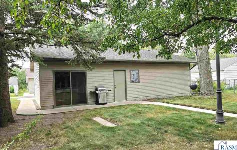 1107 N Broadway Street New Ulm MN 56073
