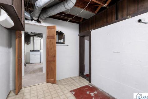 1107 N Broadway Street New Ulm MN 56073