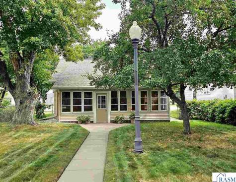 1107 N Broadway Street New Ulm MN 56073