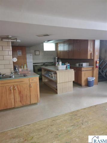 302 W Main Street Ceylon MN 56121