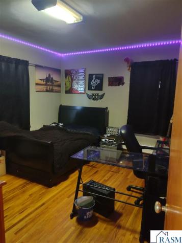 302 W Main Street Ceylon MN 56121