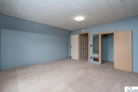 509 Walnut Avenue Madison Lake MN 56063