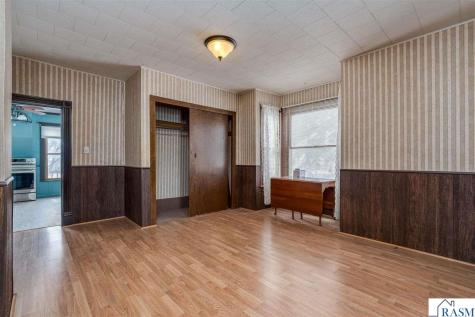 509 Walnut Avenue Madison Lake MN 56063