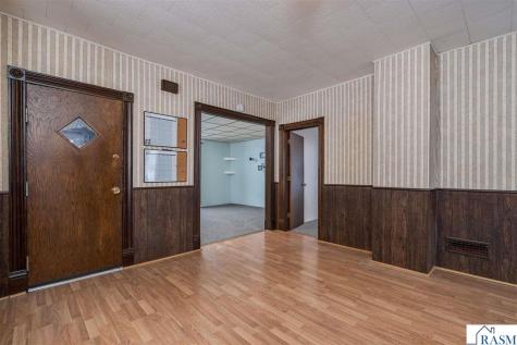 509 Walnut Avenue Madison Lake MN 56063