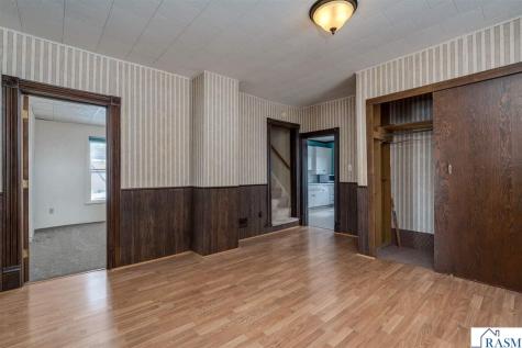 509 Walnut Avenue Madison Lake MN 56063