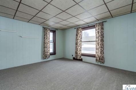 509 Walnut Avenue Madison Lake MN 56063