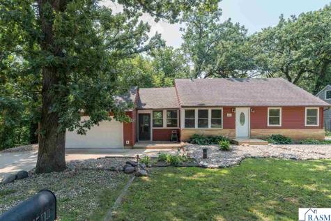 1511 Beaver Avenue Mankato MN 56001