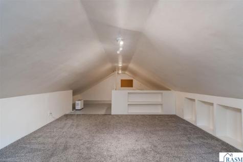 1511 Beaver Avenue Mankato MN 56001