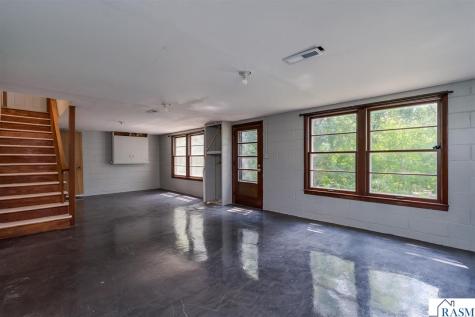 1511 Beaver Avenue Mankato MN 56001