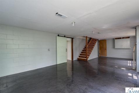 1511 Beaver Avenue Mankato MN 56001