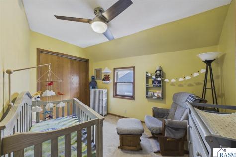 75 Geranium W Avenue St. Paul MN 55117-4906