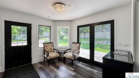 203 NW Frank Avenue Elysian MN 56028