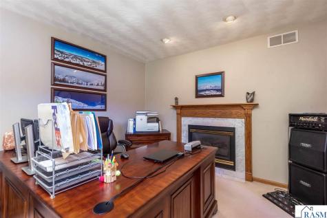 180 Joray Drive Mankato MN 56001