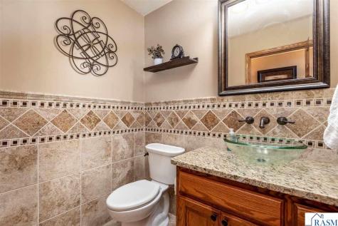 180 Joray Drive Mankato MN 56001