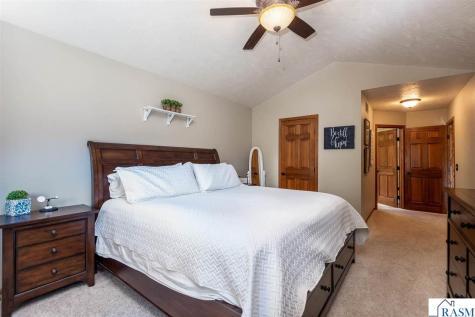 180 Joray Drive Mankato MN 56001