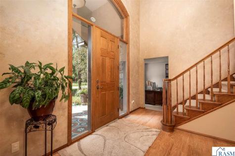 180 Joray Drive Mankato MN 56001