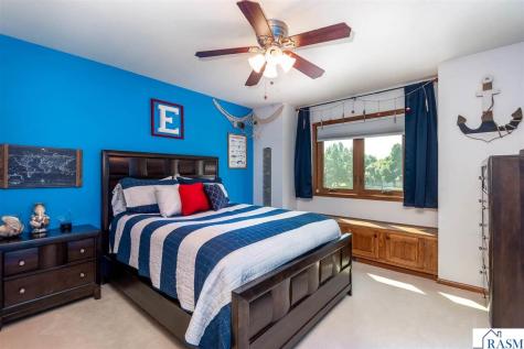 180 Joray Drive Mankato MN 56001