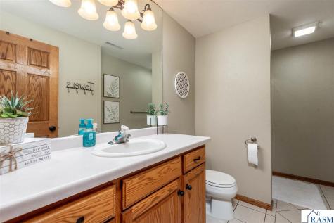 180 Joray Drive Mankato MN 56001