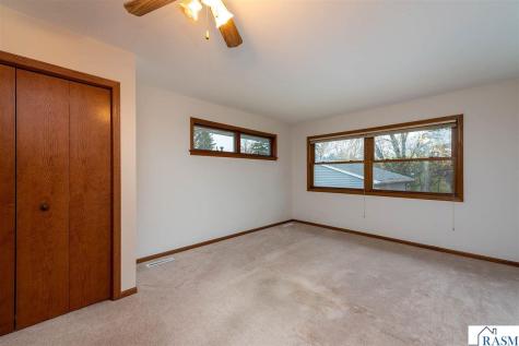 212 Columbia Street Cleveland MN 56017