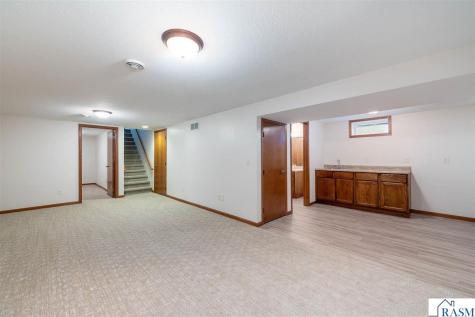 212 Columbia Street Cleveland MN 56017