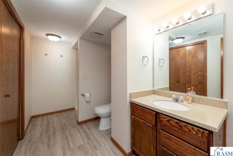 212 Columbia Street Cleveland MN 56017