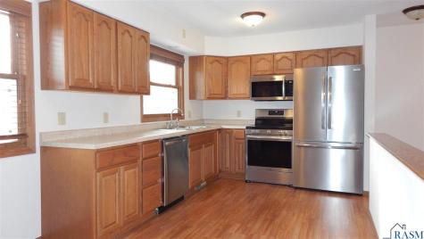 212 Columbia Street Cleveland MN 56017