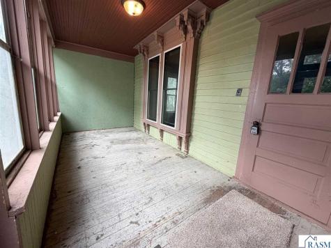 241 N Hunt Street Lake Crystal MN 56055