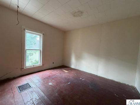 241 N Hunt Street Lake Crystal MN 56055