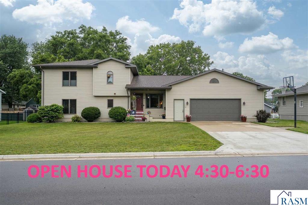 120 N Belmont Drive Mankato MN 56001
