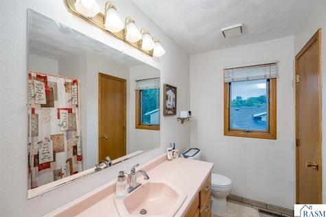 120 N Belmont Drive Mankato MN 56001