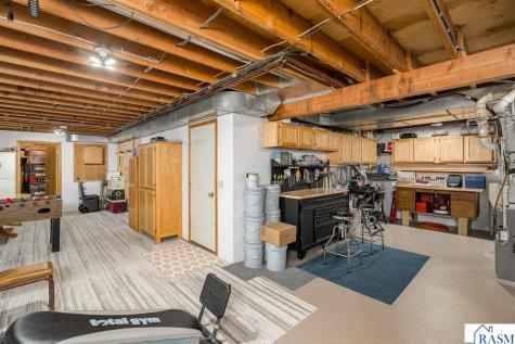 120 N Belmont Drive Mankato MN 56001