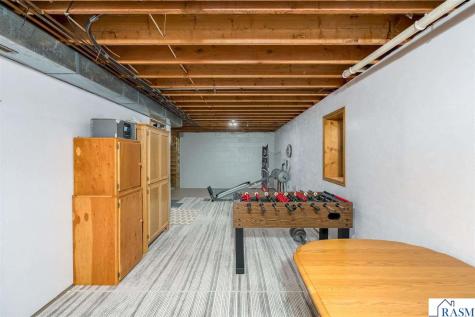120 N Belmont Drive Mankato MN 56001
