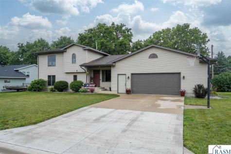 120 N Belmont Drive Mankato MN 56001