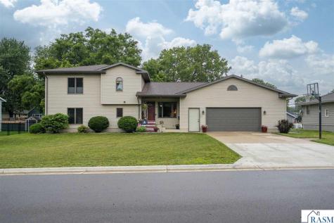 120 N Belmont Drive Mankato MN 56001