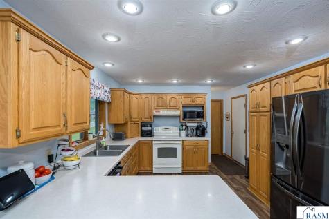 120 N Belmont Drive Mankato MN 56001
